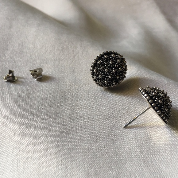 Vintage .925 Sterling Silver Granulated Studs - Picture 6 of 8